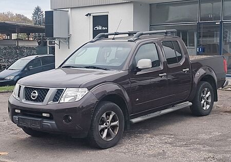 Nissan Navara Pickup Double Cab PLATINUM EVO 4X4