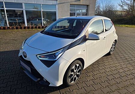Toyota Aygo (X) AYGO 1.0 l X-Play Connect