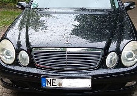 Mercedes-Benz E 220 CDI CLASSIC Classic
