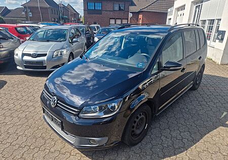 VW Touran Volkswagen Comfortline BMT/7Sitze