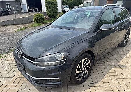 VW Golf Volkswagen 1.6 TDI SCR JOIN Variant