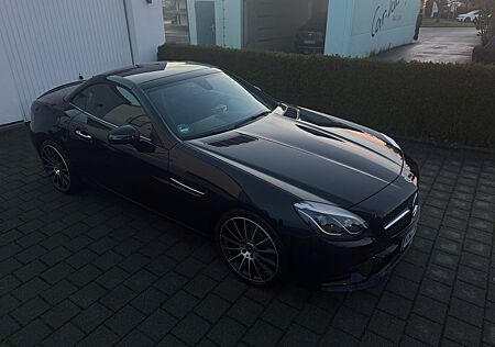 Mercedes-Benz SLC 300 | AMG Night | Voll