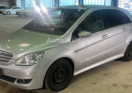 Mercedes-Benz B 170 B -Klasse-PDC-XENON-KLIMA-8.FACH-AUTOMATIK