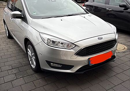 Ford Focus 1,0 EcoBoost 92kW Business Business