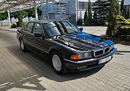 BMW 728i A -sehr guter Zustand