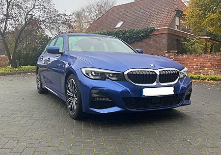 BMW 320d xDrive Touring
