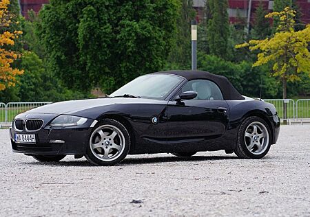 BMW Z4 Gepflegter | 2,5L | M-Sport Sportsitze