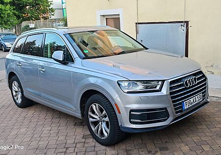 Audi Q7 - 2.0 quattro tiptronic