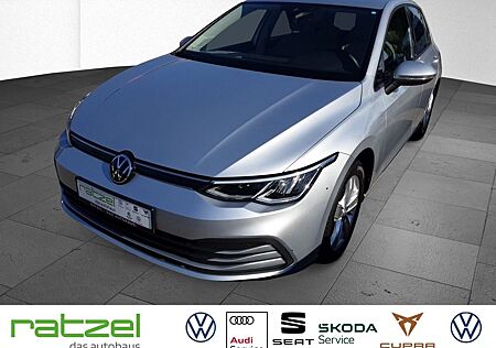 VW Golf Volkswagen VIII Life 1.5 eTSI DSG ACC LED App Connect