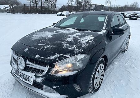 Mercedes-Benz A 180 A180 CDI/d BlueEfficiency 109PS NR: 67671
