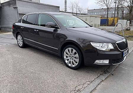Skoda Superb 1.8 TSI DSG Elegance Elegance