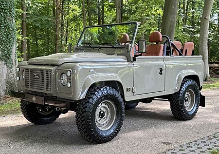 Land Rover Defender Td5 Cabriolet HERITAGE , 180 BHP
