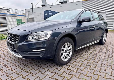 Volvo V60 CC V60 Cross Country D3 Aut. NAVI + LED + PDC + SHD