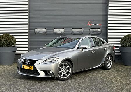 Lexus IS 300 300h Business Line Pro | navi | kamera |