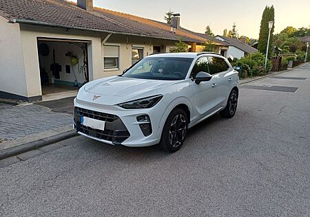 Cupra Terramar 1.5 eTSI DSG*HEAD UP*EHK*AHK*Sennheiser