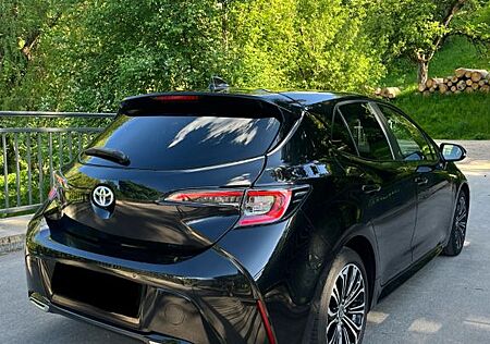 Toyota Corolla 2,0 Hybrid Team Deutschland/ Relax