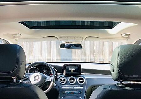 Mercedes-Benz GLC 220 d 4MATIC * Schiebedach* Anhängerkupplun