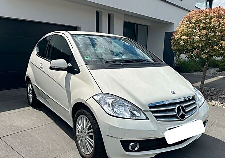 Mercedes-Benz A 180 Automatic mit original erst 19.500KM!!!!!