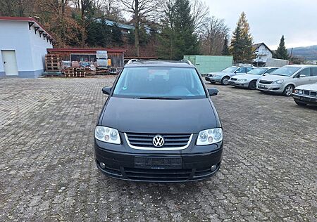 VW Touran Volkswagen 1.6 FSI Highline Highline