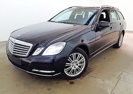 Mercedes-Benz E 200 ZWEITBESITZ+PANO+NAVI+TEMP+MFL+APS+GARANT+HU+INS