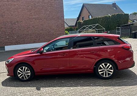 Hyundai i30 1.4 T-GDI Trend