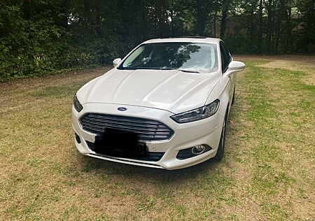 Ford Mondeo 2,0 Hybrid Vignale PowerShift Hybrid ...