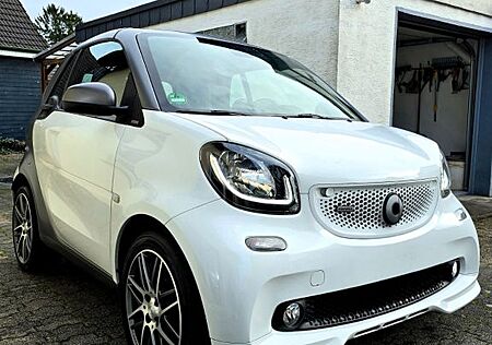 Smart ForTwo Cabrio|BRABUS|Autom.|Navi|SHZ|1.Hd|SHZ|