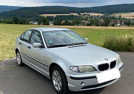 BMW 318i -