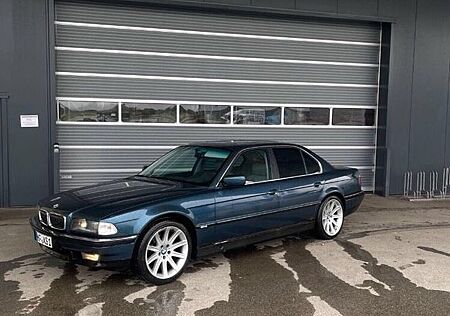 BMW 728i E38 Memory SSHD Tempomat Klima 8-fach