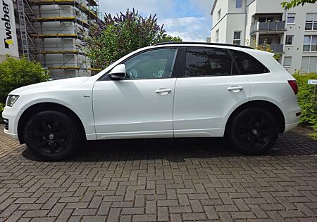 Audi Q5 2.0 TDI quattro -