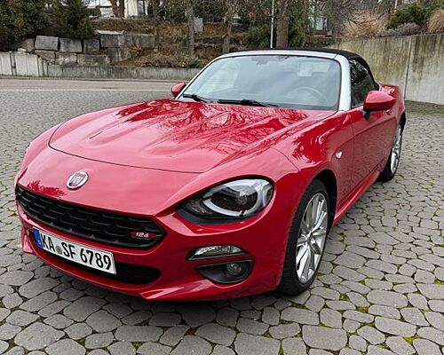 Fiat 124 Spider - Limited Edition Europa 82 von 140