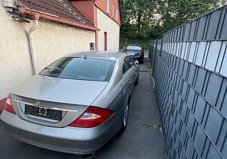 Mercedes-Benz CLS 350 - 8 Fachbereift Rentnerfahrzeug