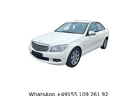 Mercedes-Benz C 180 KOMPRESSOR BlueEFFICIENCY Navi