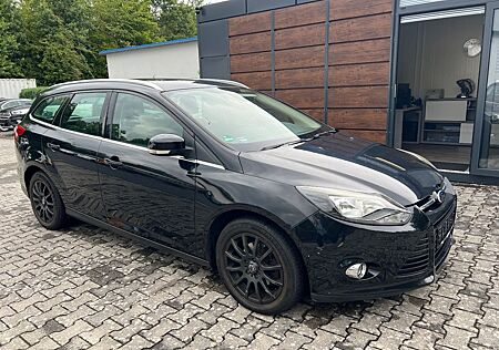 Ford Focus 1,0 EcoBoost 92kW Turnier Navi PDC..