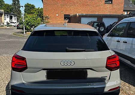 Audi Q2 2.0 TDI Quattro s line design B&O Virtual PDC