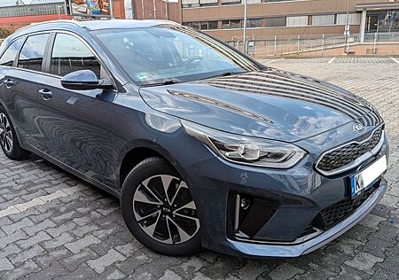 Kia Cee'd Sportswagon cee'd SW PHEV Spirit 1. Hand, NAV, Technik, AHK