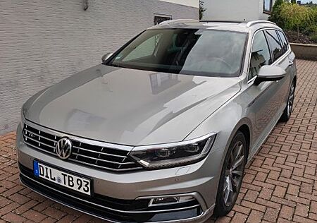 VW Passat Variant Volkswagen 2.0 TSI DSG 4MOTION Highline ...