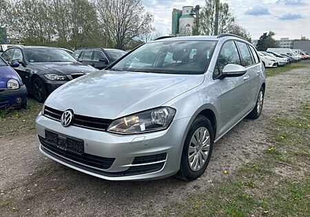 VW Golf Volkswagen VII 1.6Tdi **Klima/Navi/Neuer Zahnriemen**