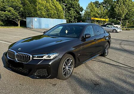 BMW 530e Limousine M-Paket | Top-Ausstattung