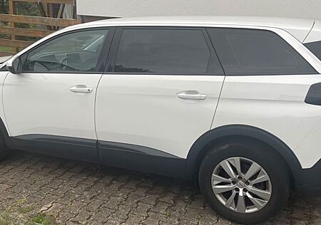 Peugeot 5008 PureTech 130 EAT8 Active Active