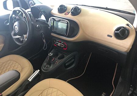 Smart ForTwo cabrio 0.9 80kW BRABUS twinamic BRABUS