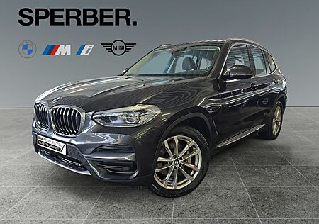 BMW X3 xDrive30i Panorama*AHK*Head Up*ACC*LED*Parkin