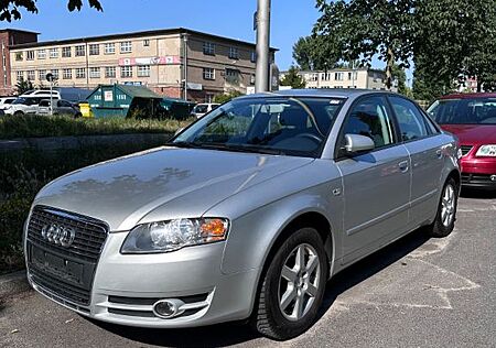 Audi A4 2.0 Benzin Automatik