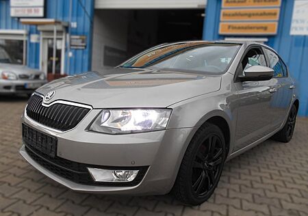 Skoda Octavia Lim. Elegance Guter Zustand