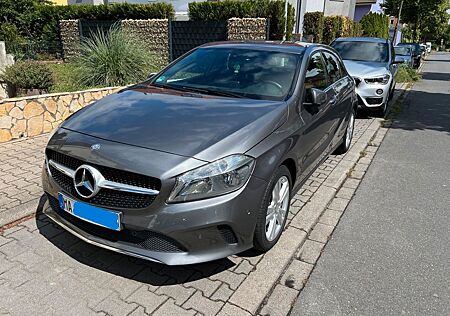 Mercedes-Benz A 180 -Urban