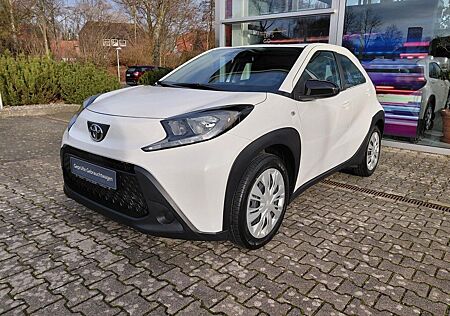 Toyota Aygo (X) Play