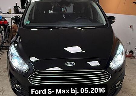 Ford S-Max 2,0 TDCi 132kW Titanium PowerShift Tit...