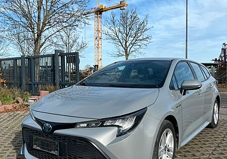 Toyota Corolla Touring Hybrid