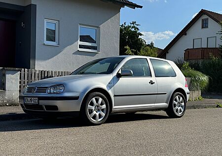 VW Golf Volkswagen IV Anfänger- oder Winterauto 8f bereift