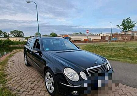 Mercedes-Benz E 270 Mercedes CDI Avantgarde Kombi Smaragd schw